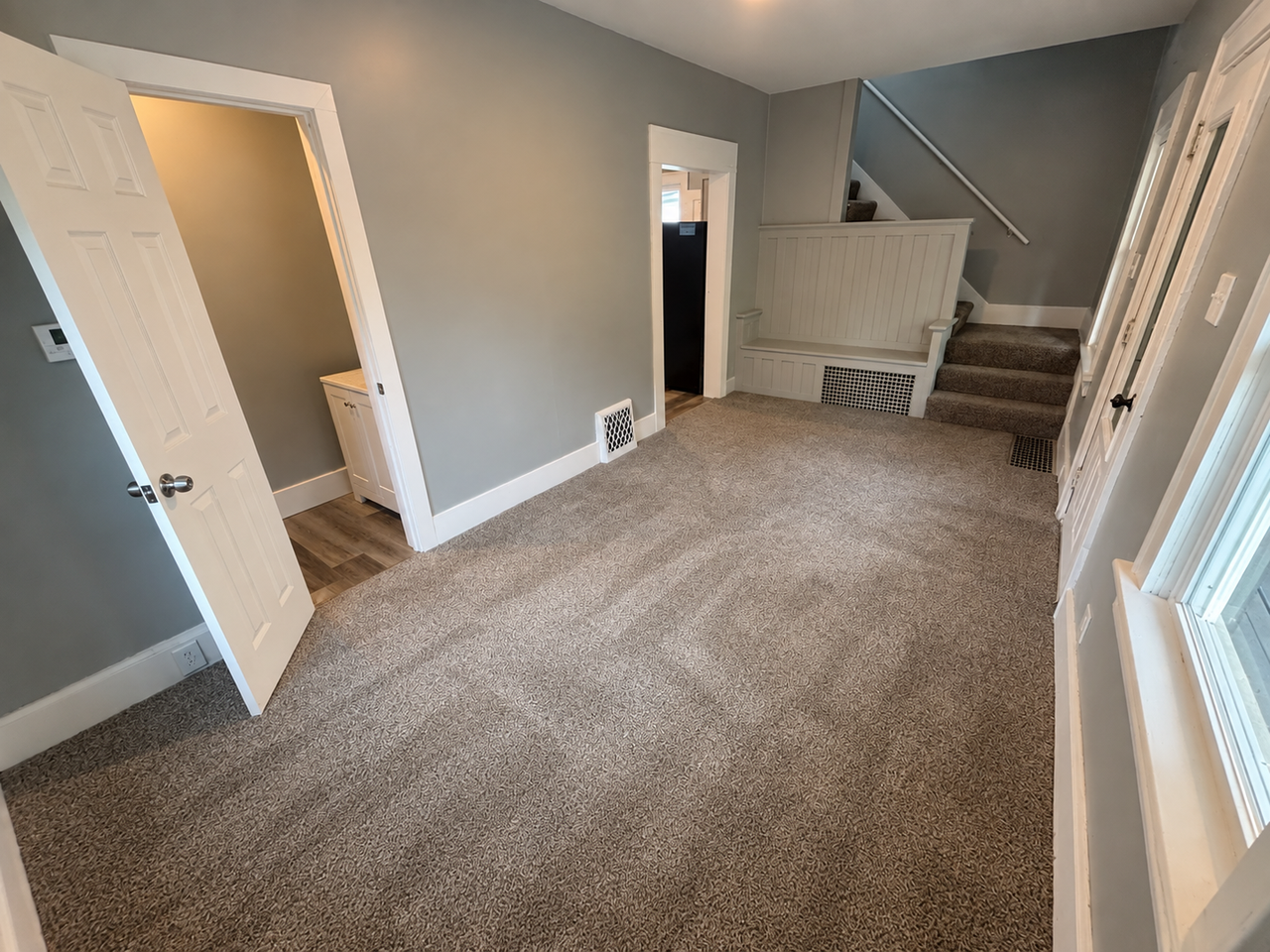 347 E Voris St - Photo 5 of 21