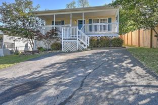 105 Saint James Pl - Photo 1 of 1