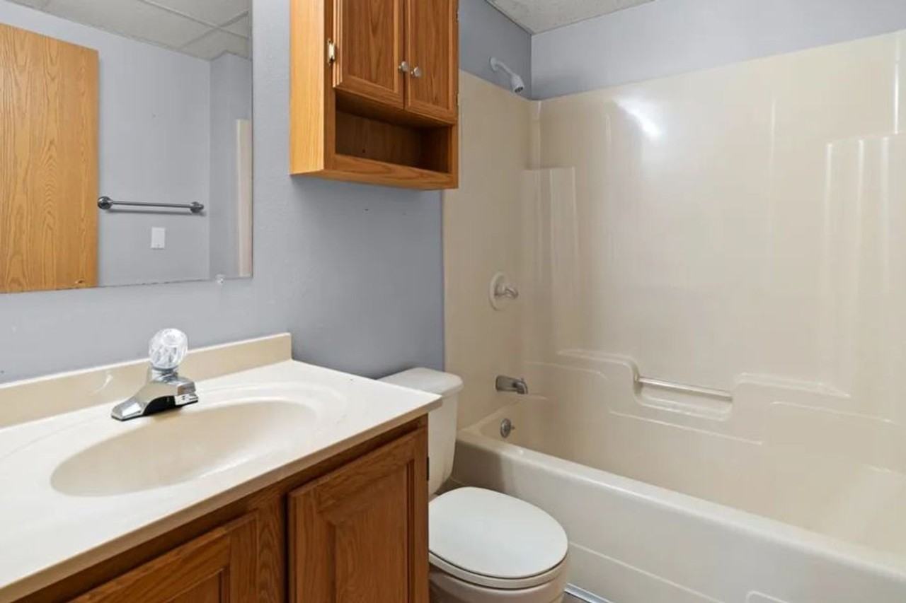 5300 S Sundowner Ave - Photo 5 of 32