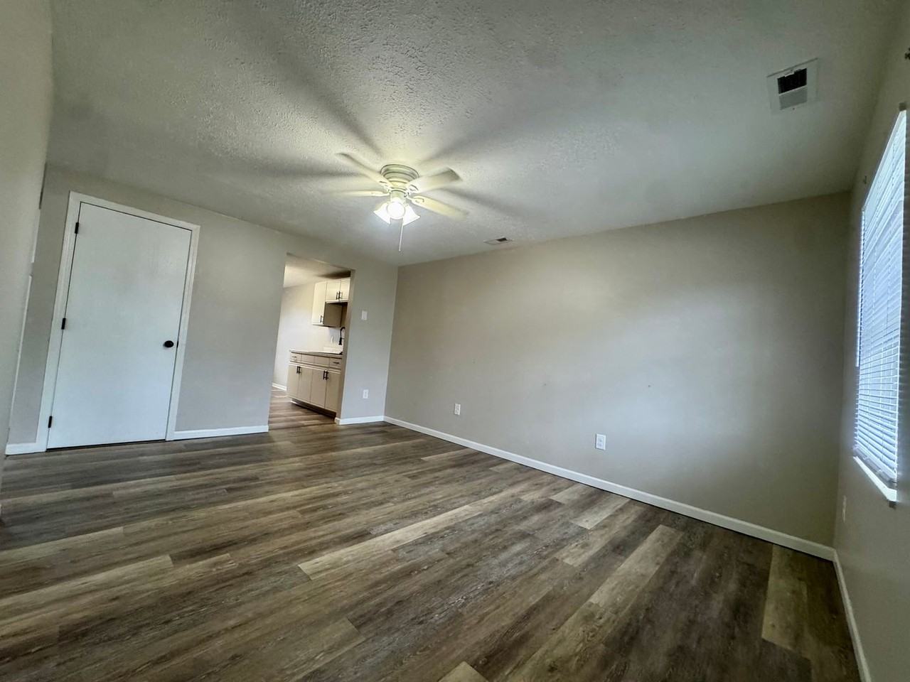 Jackwood Properties - Photo 3 of 22