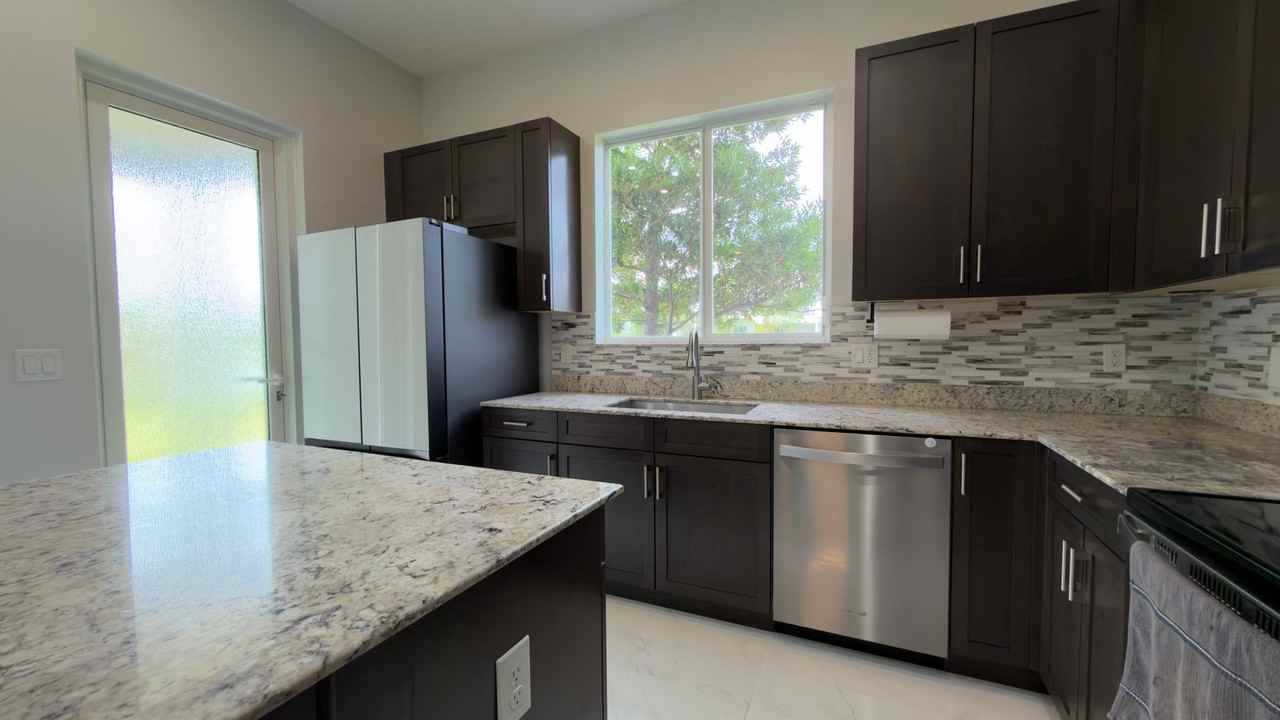 761 Pioneer Way - Photo 6 of 40