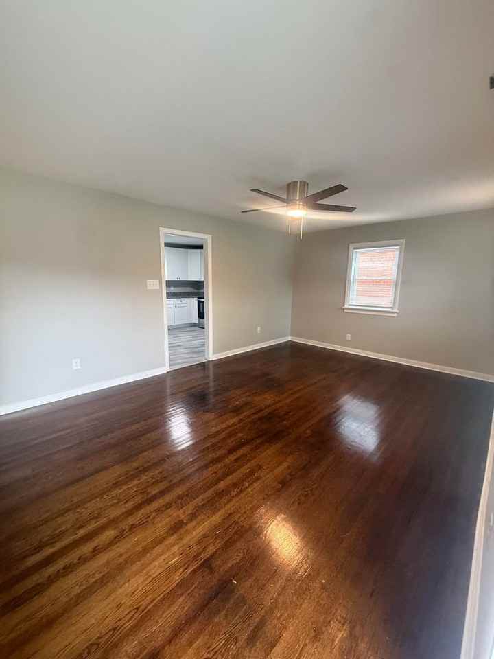 2108 Royall Ave - Photo 2 of 18