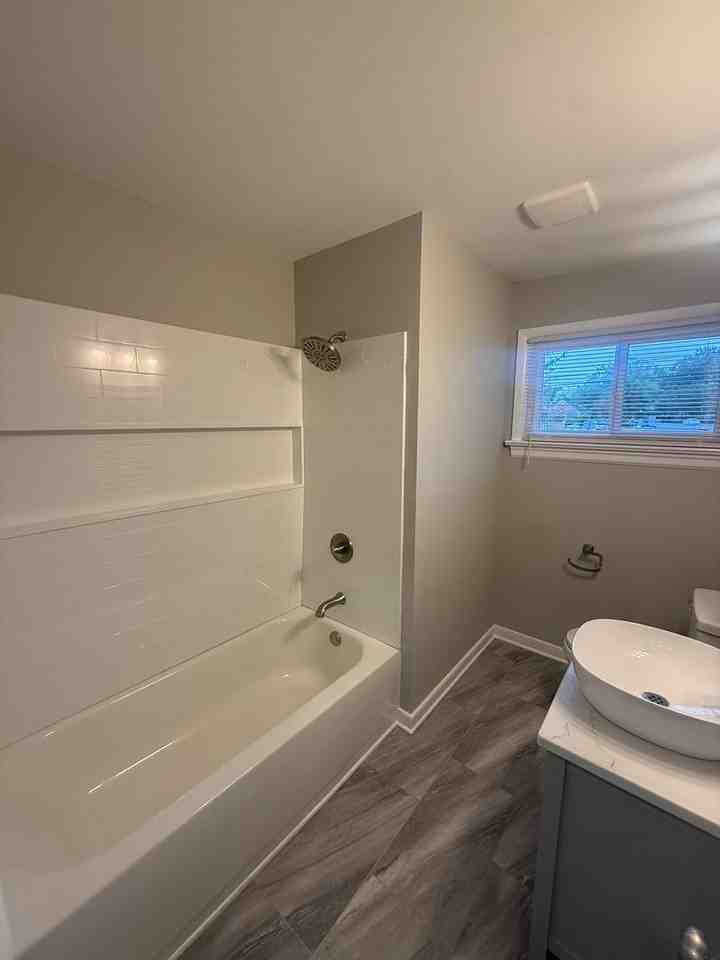 2108 Royall Ave - Photo 7 of 18