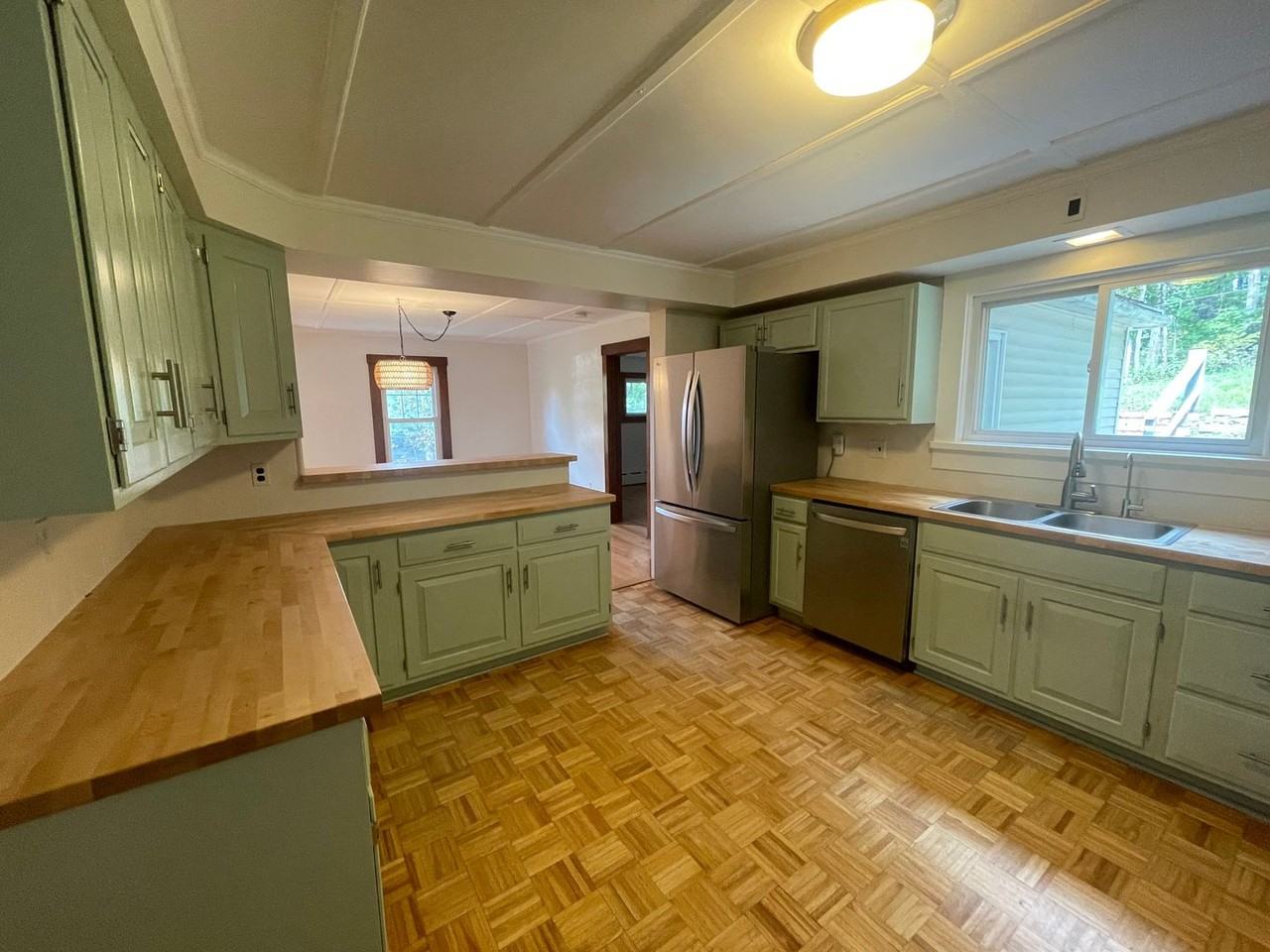 47 Beacon St - Photo 2 of 29