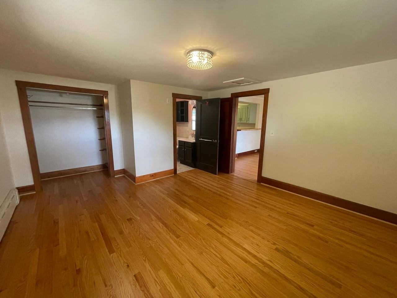 47 Beacon St - Photo 6 of 29