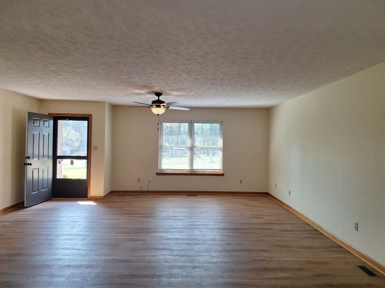 415 Abner Cruze Rd - Photo 2 of 41
