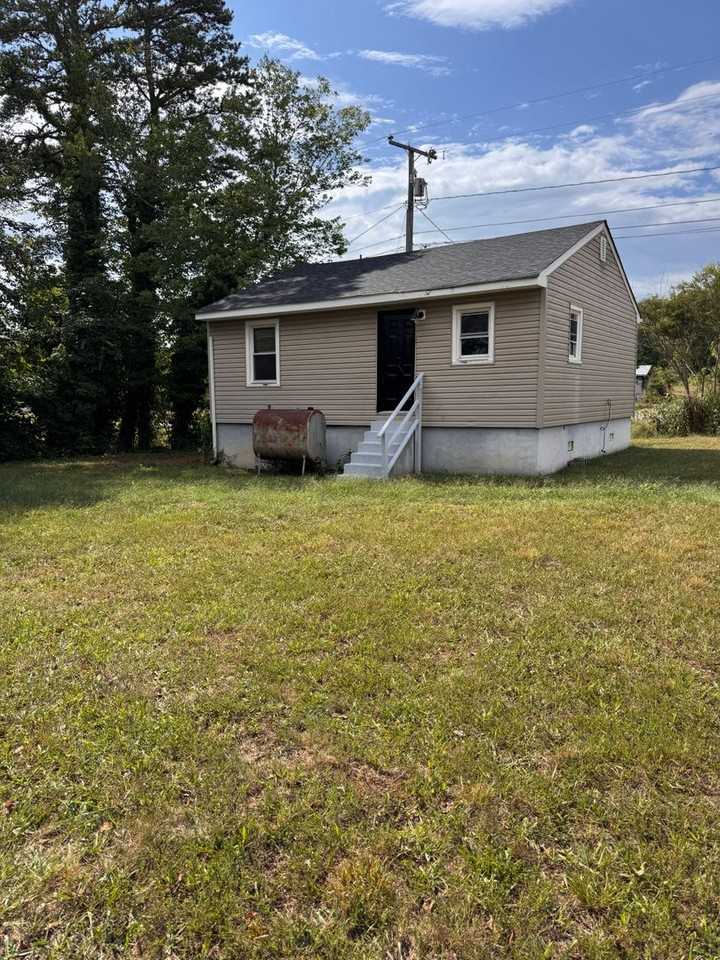4641 Shula Dr - Photo 2 of 13