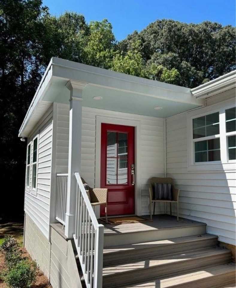 100 Timothy Pl - Photo 3 of 21