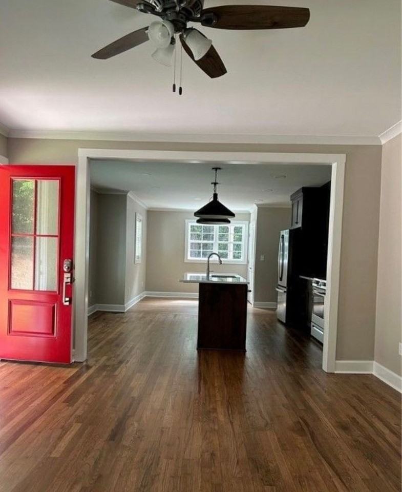 100 Timothy Pl - Photo 4 of 21