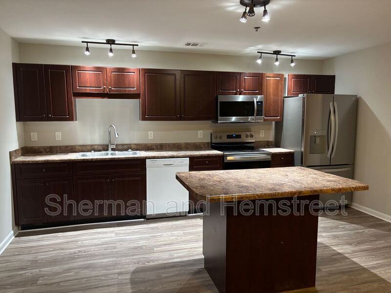 3301 London Ct #3301-104 - Photo 2 of 11