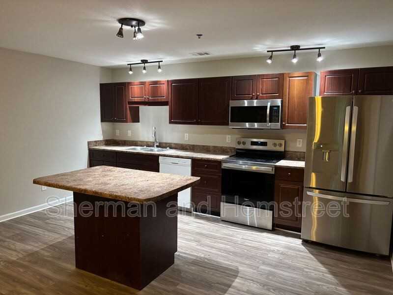 3301 London Ct #3301-104 - Photo 3 of 11