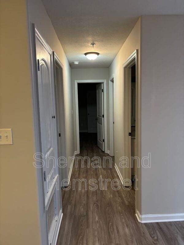 3301 London Ct #3301-104 - Photo 6 of 11