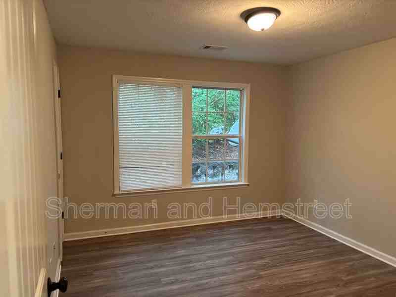 3301 London Ct #3301-104 - Photo 7 of 11