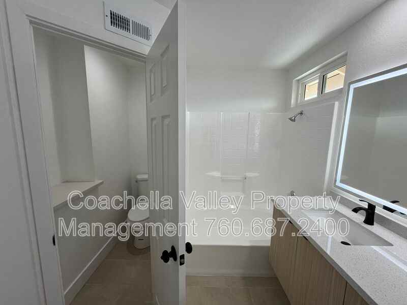 47675 Azalea St - Photo 5 of 37