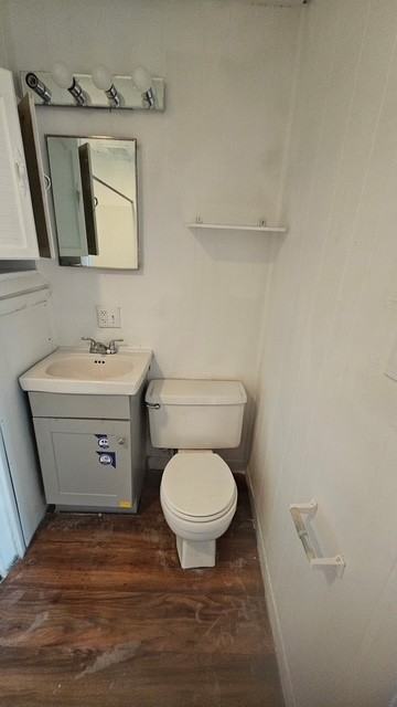 996 Jefferson Avenue - Photo 5 of 9