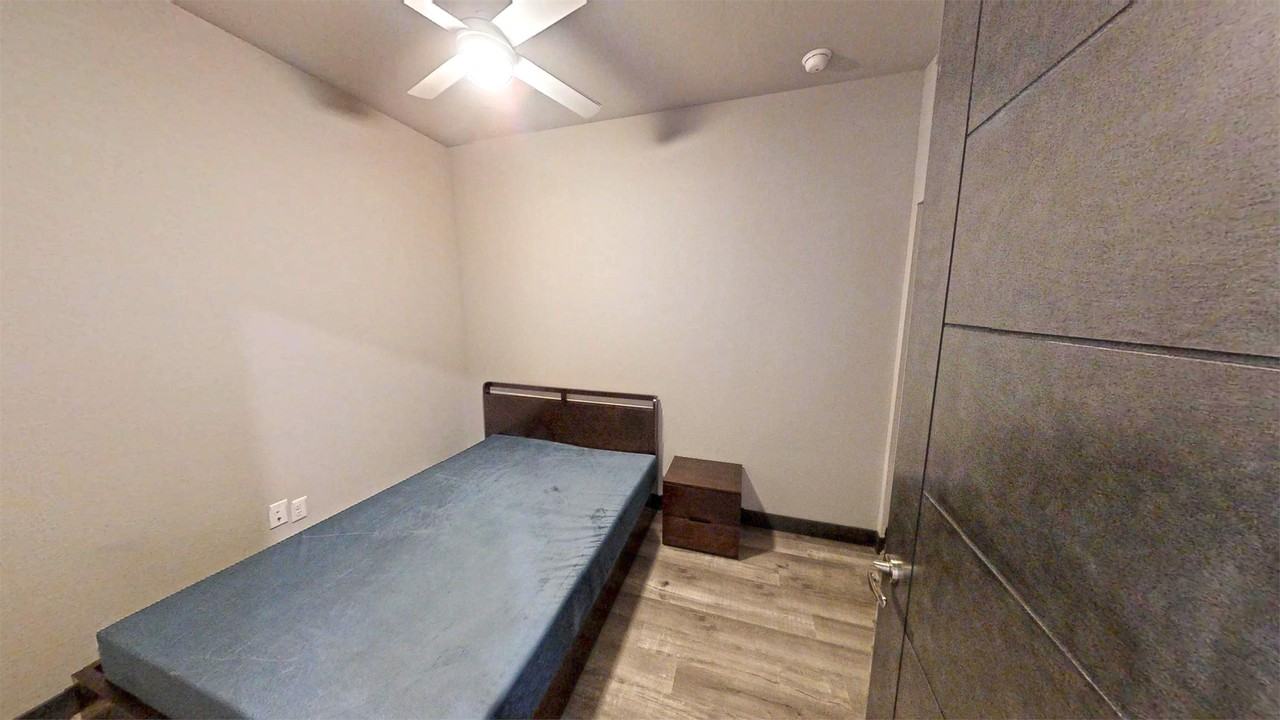 209 E University Ave - Photo 6 of 50