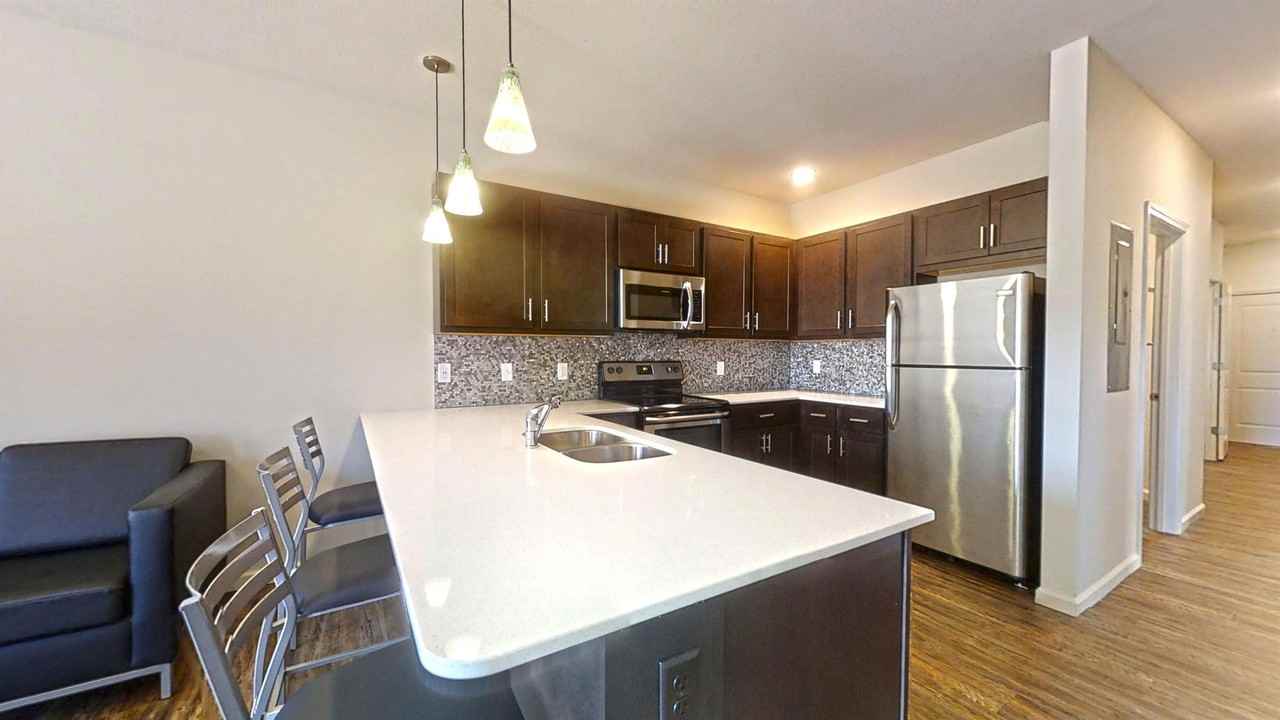 108 E Daniel St - Photo 3 of 50