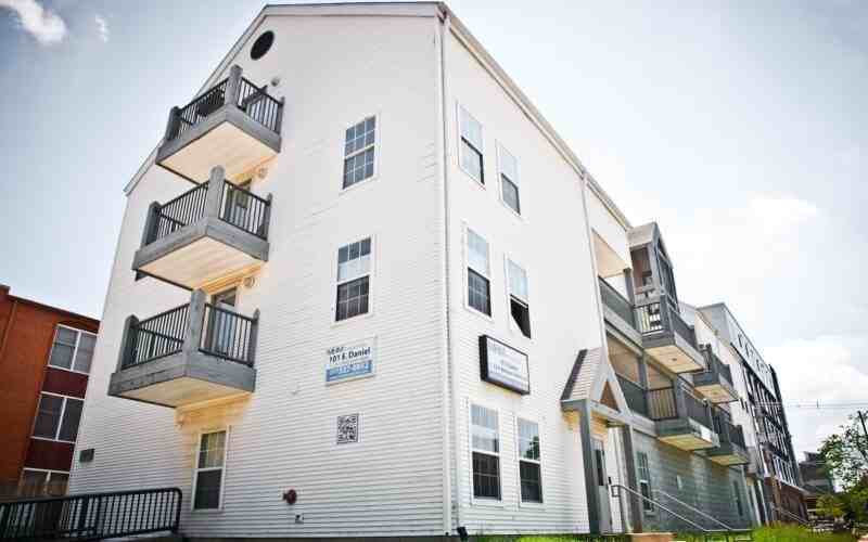 101 East Daniel Street - Photo 2 of 12