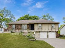 12733 Oakland Ave - Photo 1 of 1