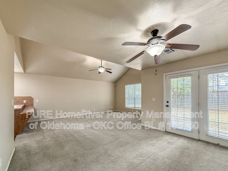 2521 Ridgewood Dr - Photo 7 of 26
