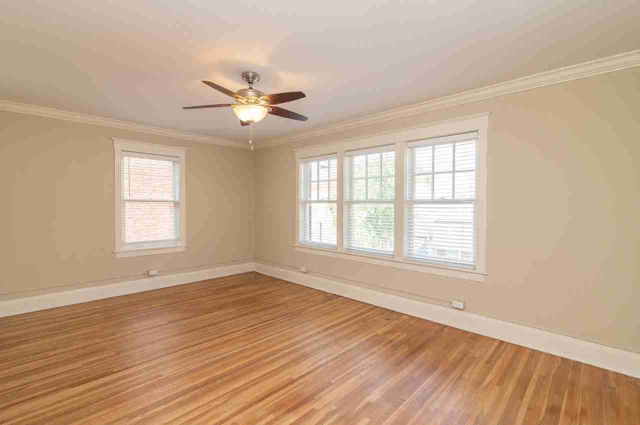 315 Washington Street - Photo 2 of 18