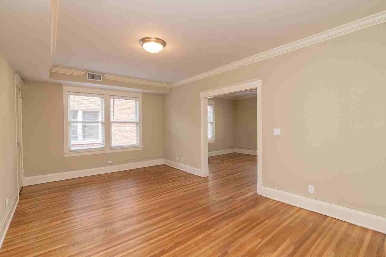 315 Washington Street - Photo 6 of 18