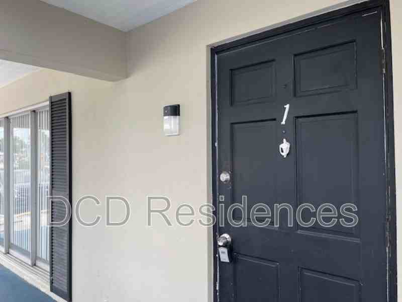 2101 W Bay Dr #01 - Photo 2 of 32