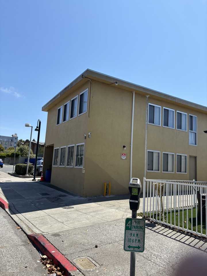 1280 University Avenue - Photo 7 of 9