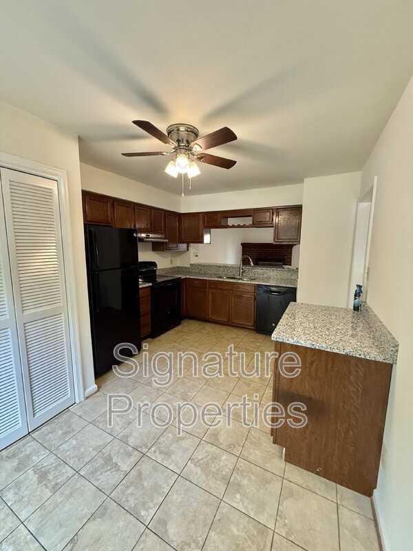 2501 Reagan Ave - Photo 5 of 17