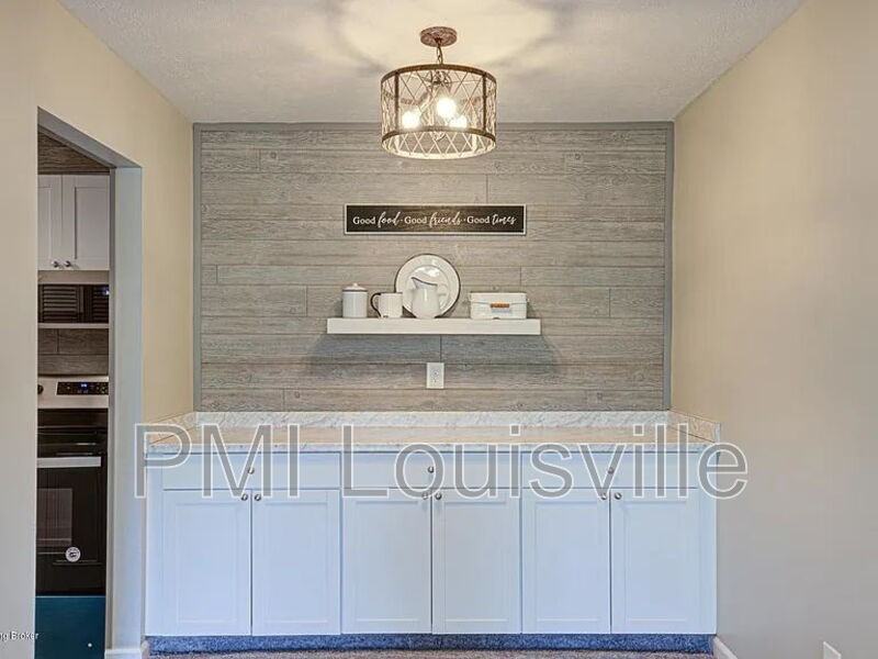 1962 Goldsmith Ln #3 - Photo 4 of 17