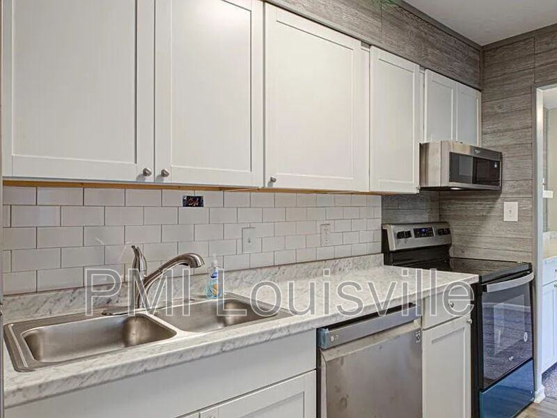 1962 Goldsmith Ln #3 - Photo 7 of 17