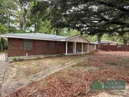 featured image of 2508 W Daniels Rd