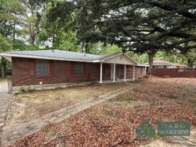 2508 W Daniels Rd - Photo 1 of 1