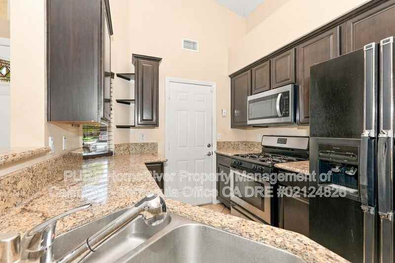 30088 Pechanga Dr - Photo 2 of 21