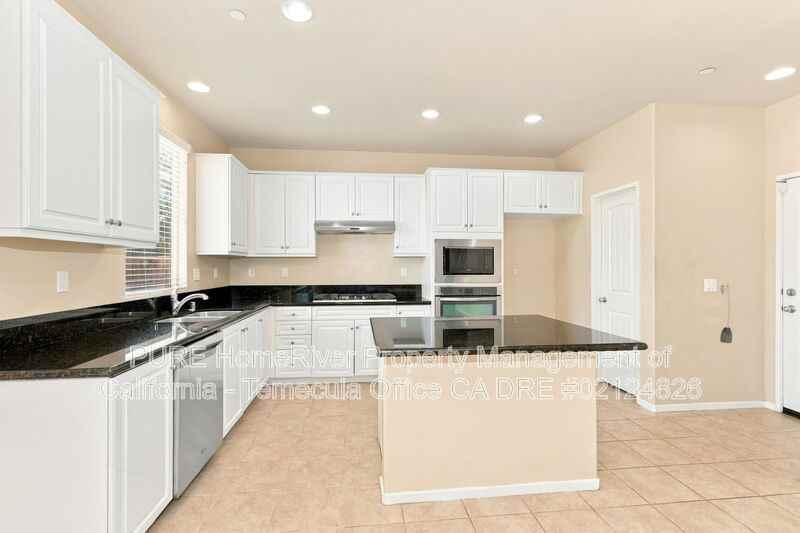 30774 Sail Ln - Photo 2 of 22