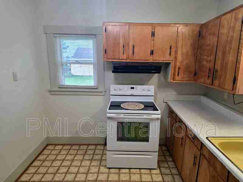 2619 Taft St - Photo 6 of 25