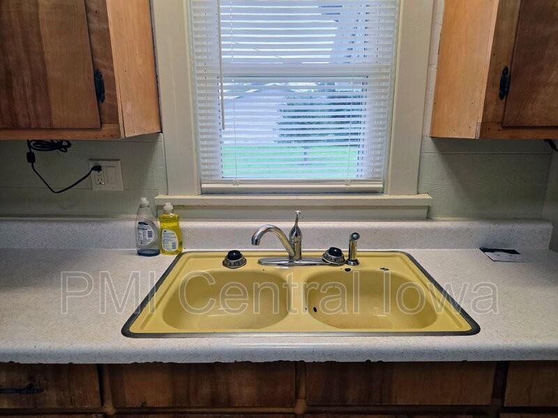 2619 Taft St - Photo 7 of 25