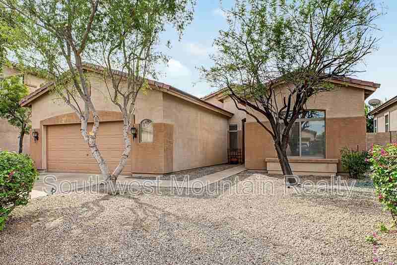 959 E Leo Pl - Photo 6 of 37