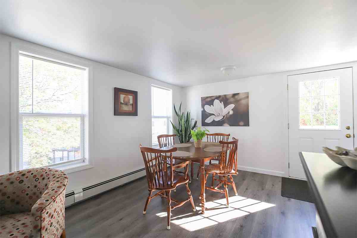 7 Hill Street - Photo 6 of 25