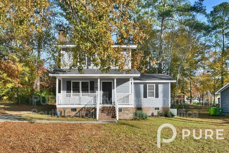 7812 Teague Rd - Photo 2 of 36