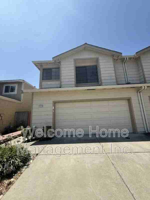 34769 Comstock Cmn - Photo 2 of 24