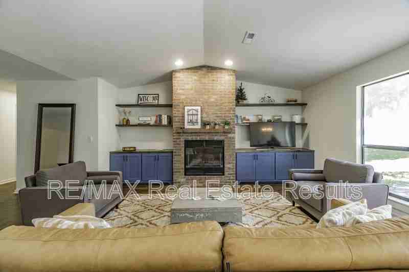 2549 E Lancer St - Photo 5 of 35