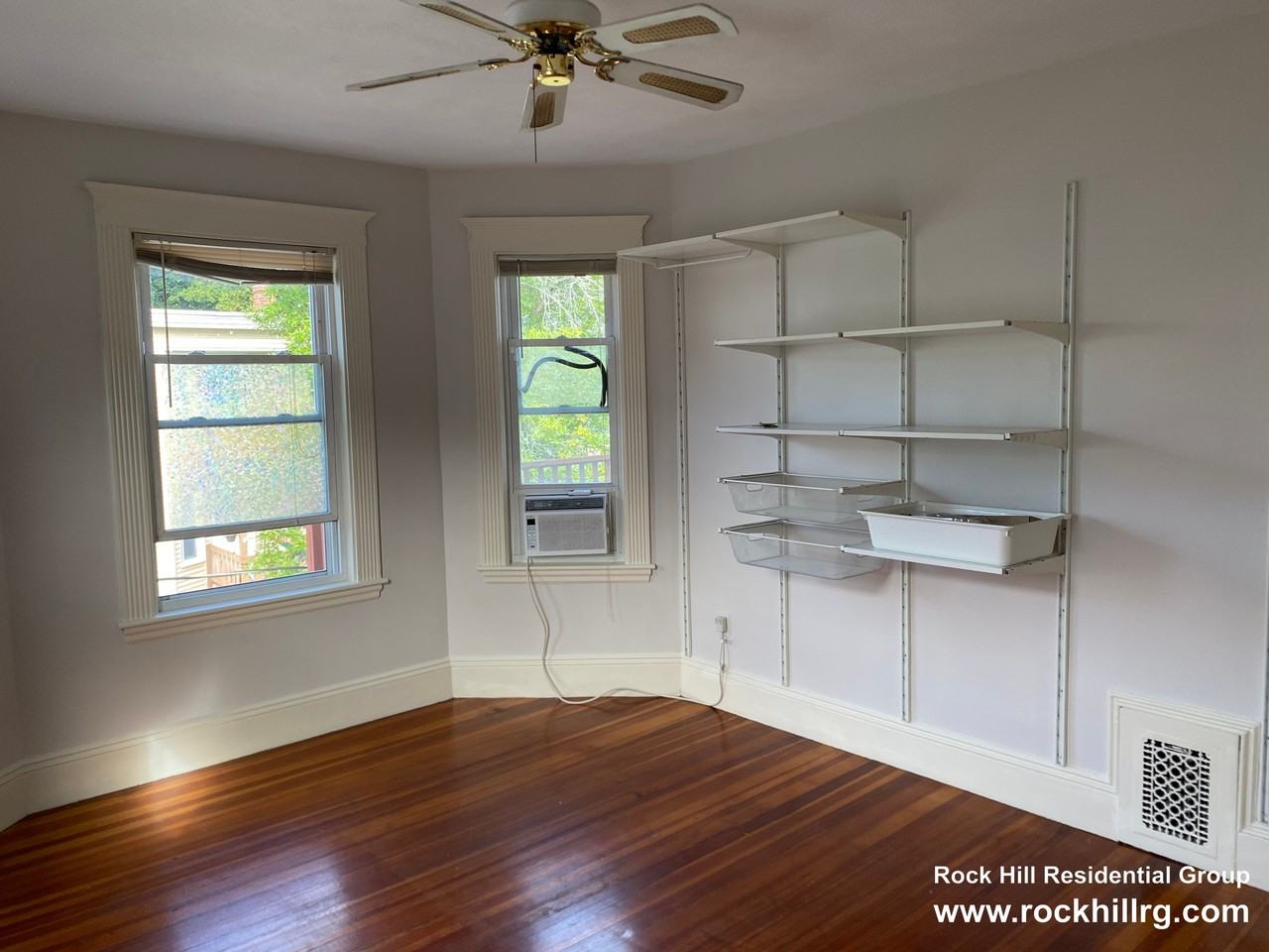 27 Montfern Ave #3 - Photo 6 of 25