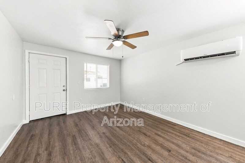 11709 N 79th Dr #4 - Photo 6 of 20
