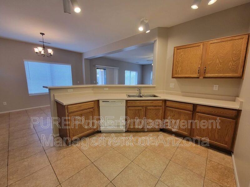 16852 W Tasha Dr - Photo 3 of 30