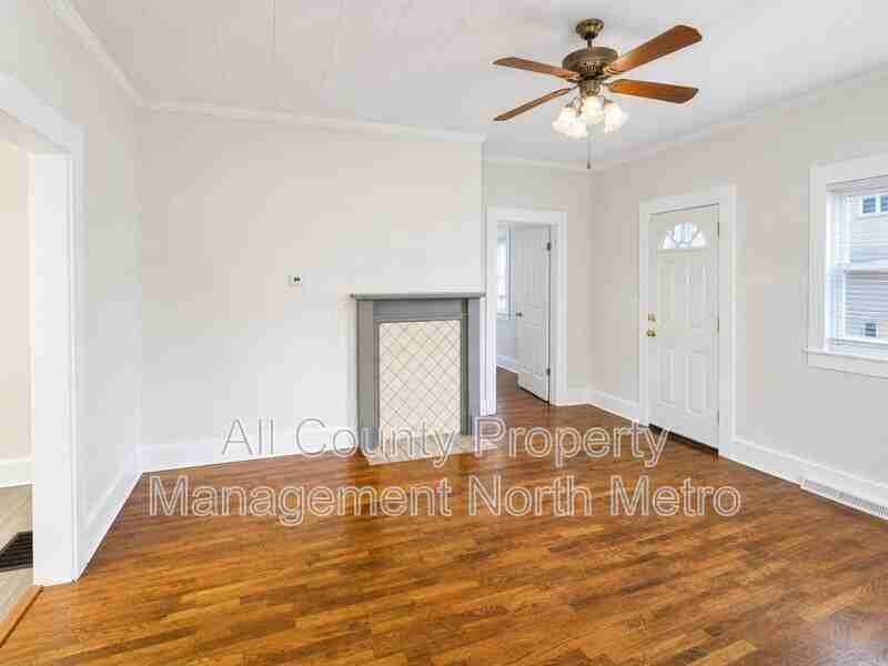 38 E Porter St - Photo 3 of 14
