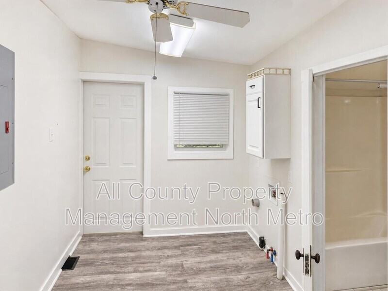38 E Porter St - Photo 6 of 14
