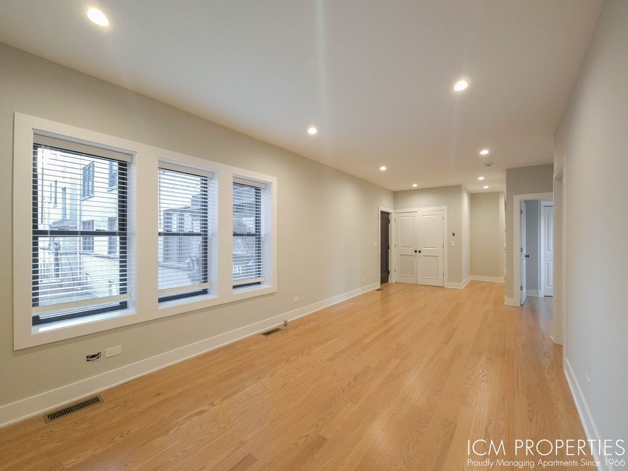 4837 N Wolcott Ave #4839-3BFP - Photo 2 of 6