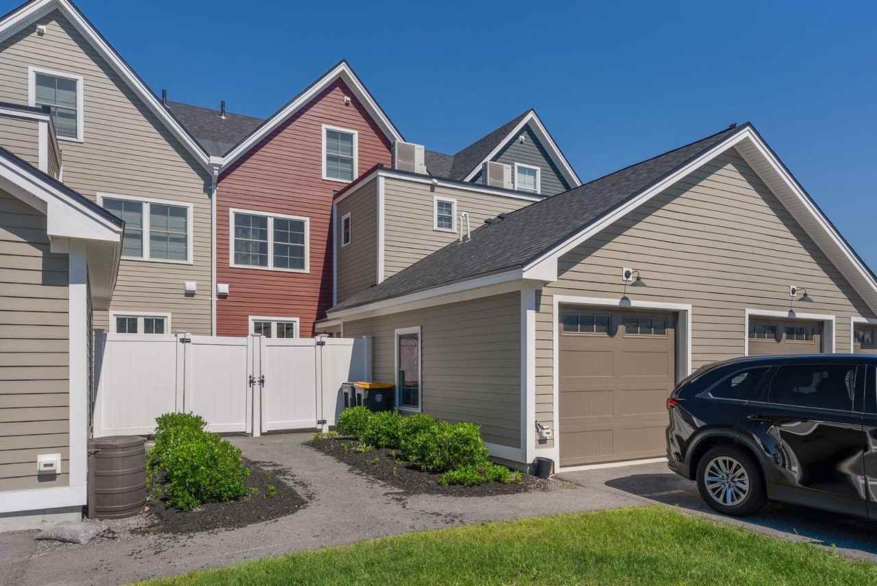 23 Frontrunner Way - Photo 2 of 15