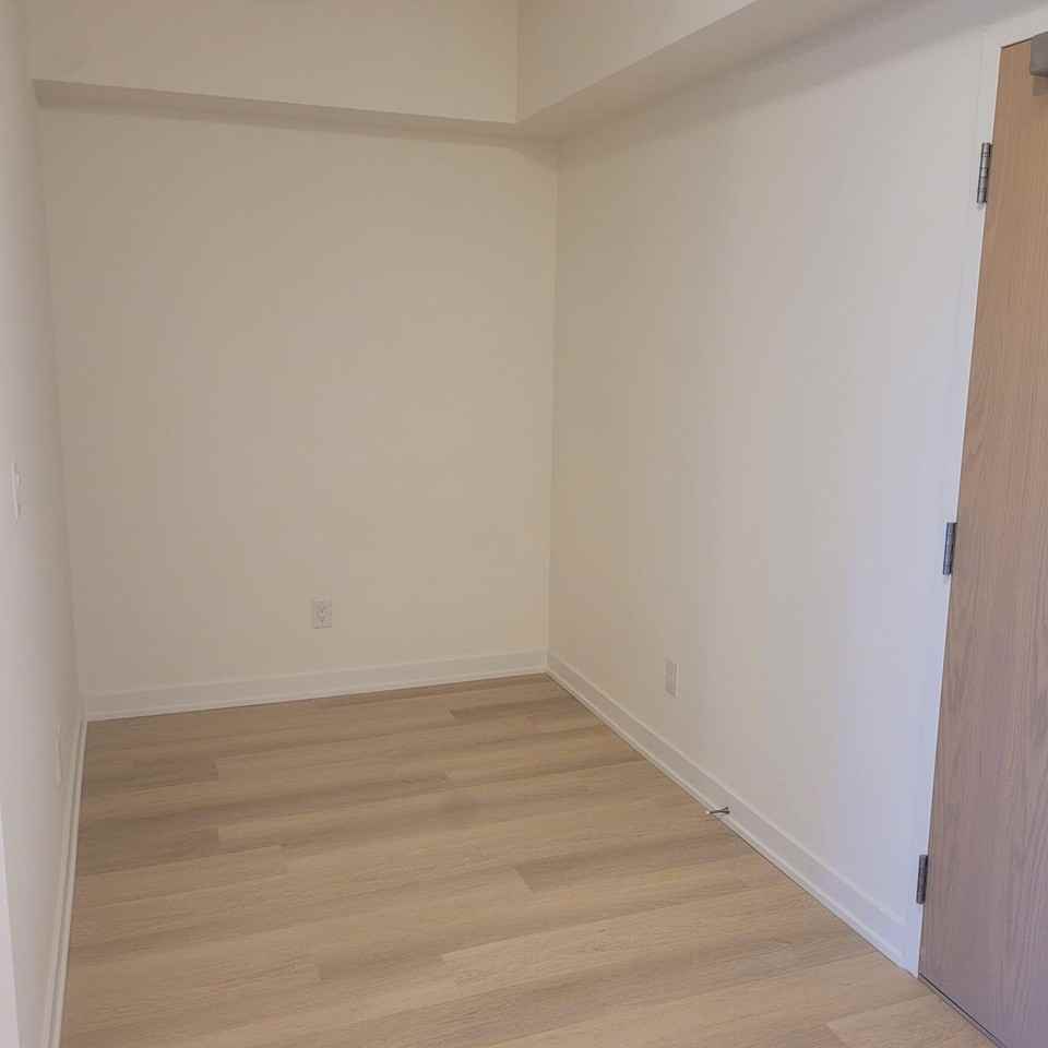 2825 Jane St #212 - Photo 3 of 12